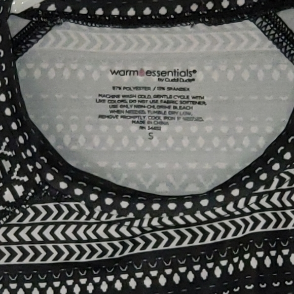 Ladies long sleeved T-shirt size S and XL - Picture 3 of 3